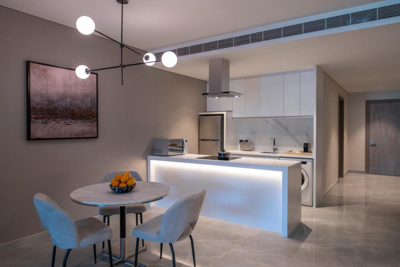Steigenberger Residence Doha Bagian luar foto A kitchen in a typical apartment