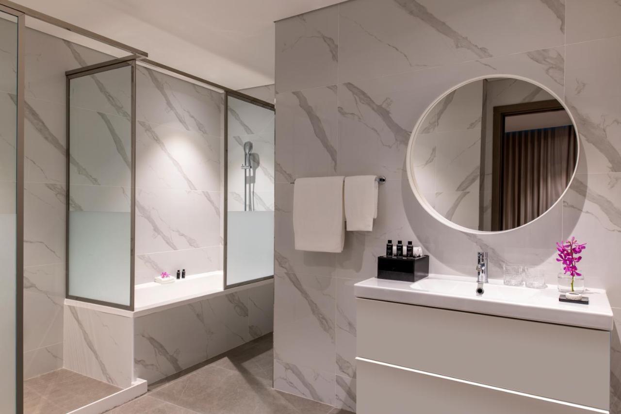 Steigenberger Residence Doha Bagian luar foto Bathroom