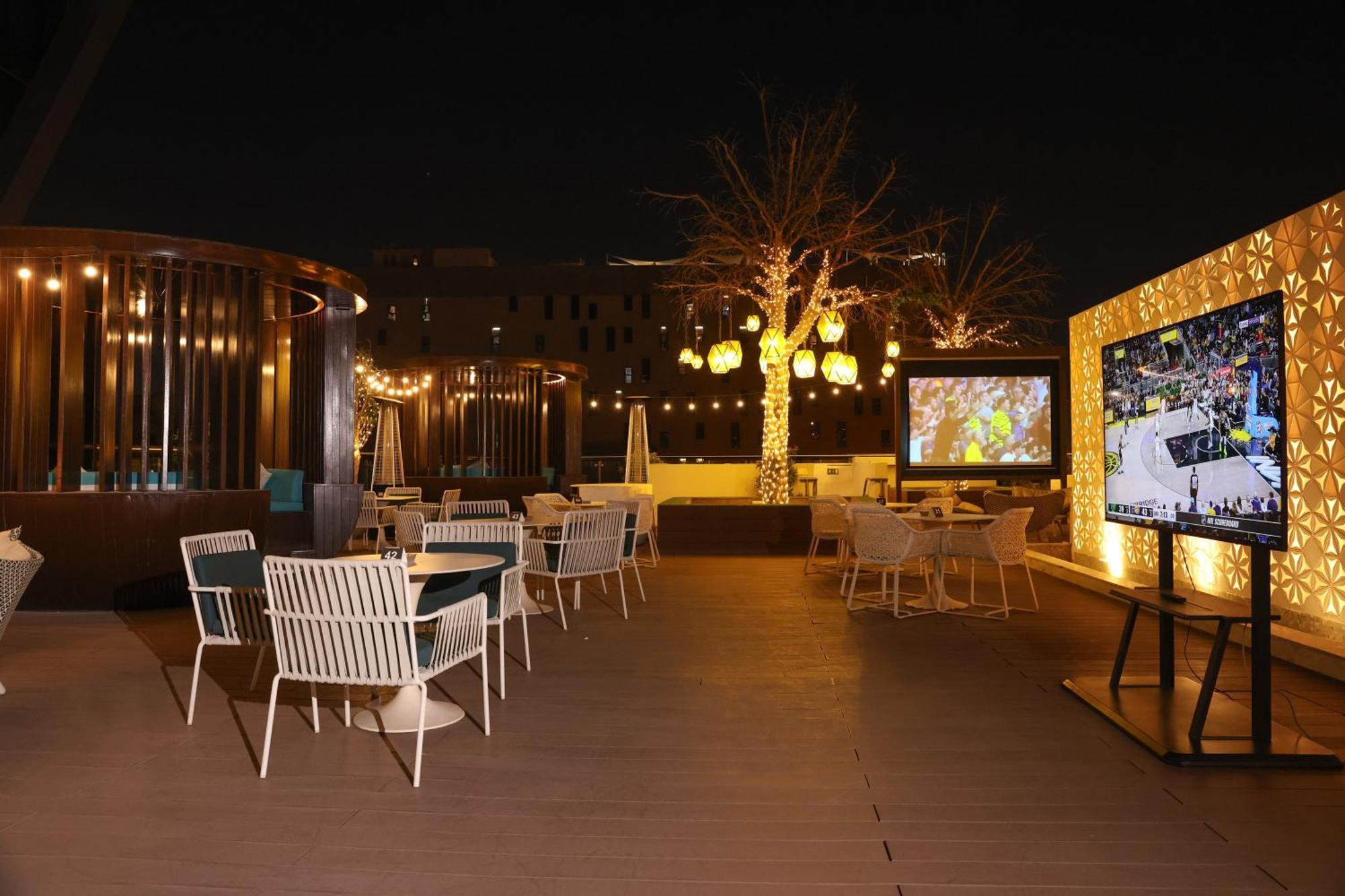 Steigenberger Residence Doha Bagian luar foto The Sky Bar