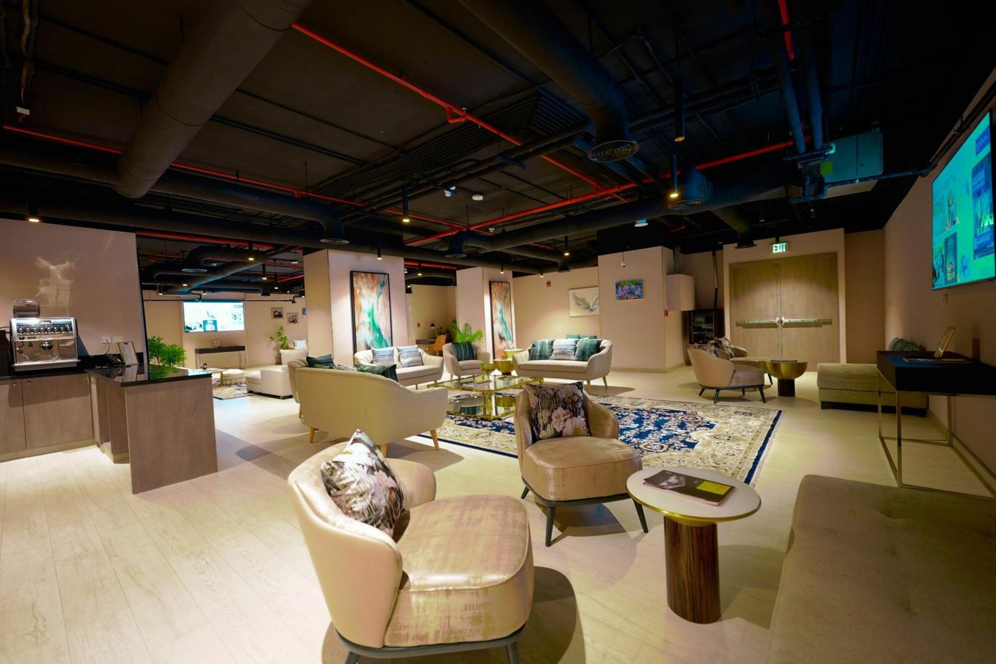 Steigenberger Residence Doha Bagian luar foto The lounge at the airport